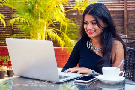 Work from home opportunities for Indian women through online platforms